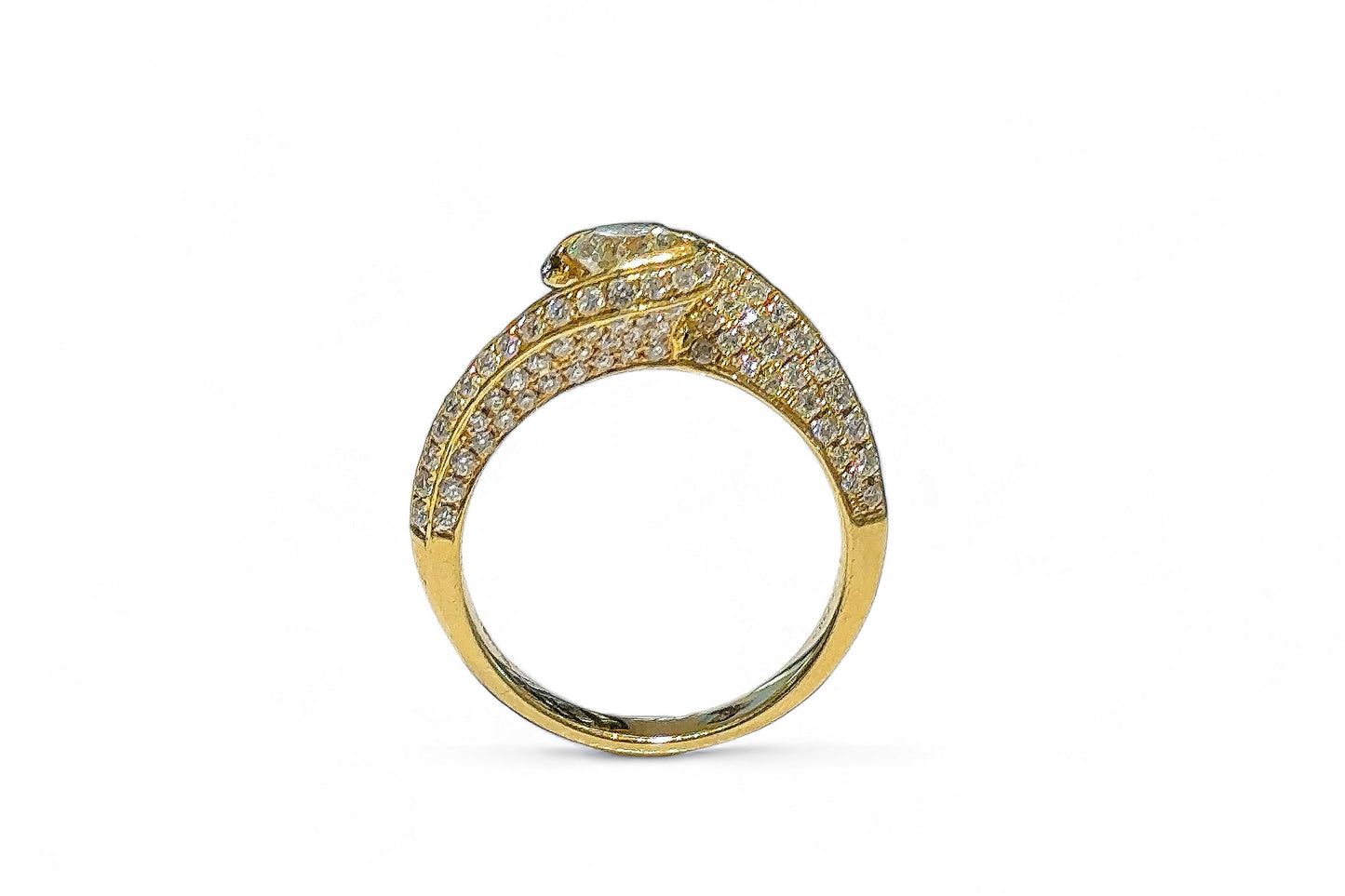 0.72 CT ROUND CUT TWIST RING