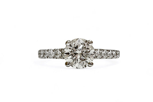 0.53 CT ROUND SOLITAIRE PAVÉ RING