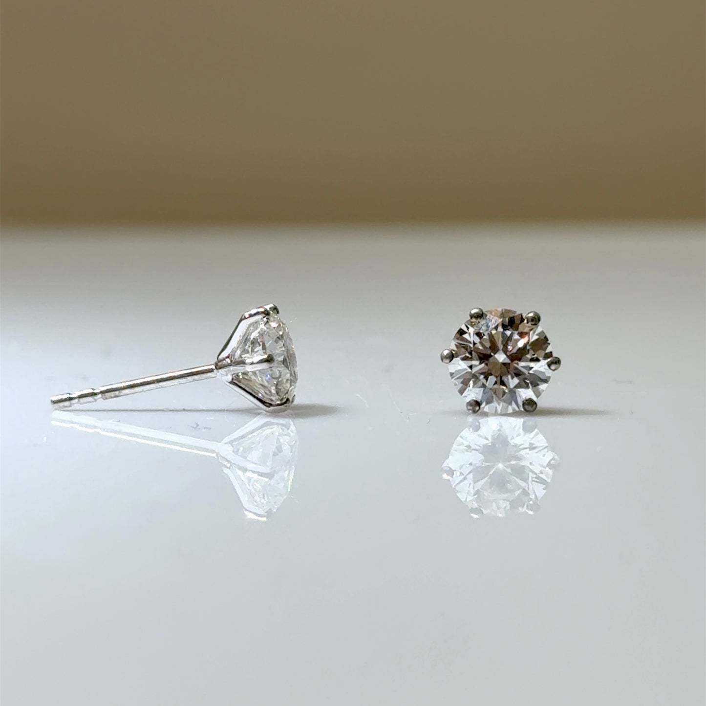 2.01CT (LG) Solitaire Diamond Earrings