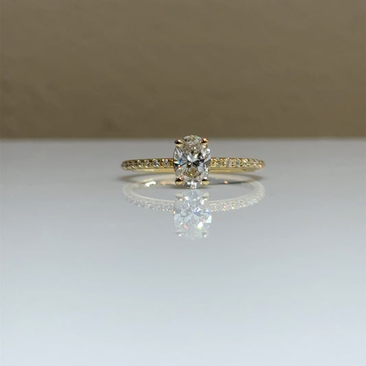 0.80 CT OVAL CUT DIAMOND RING