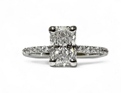 0.96 CT RADIANT CUT SOLITAIRE PAVÉ RING