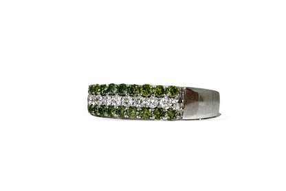 1.20 CT WHITE & GREEN DIAMONDS