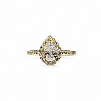 PEAR SOLITAIRE RING WITH MATCHING BAND