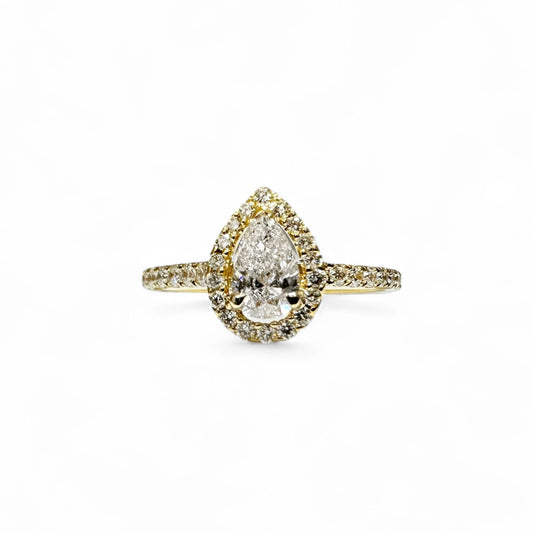 PEAR SOLITAIRE RING WITH MATCHING BAND