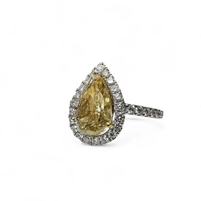 Natural 2.58 Ct Pear Shape Fancy Intense Yellow