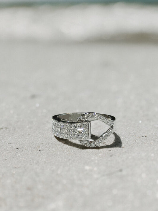 'CLARA' DIAMOND RING