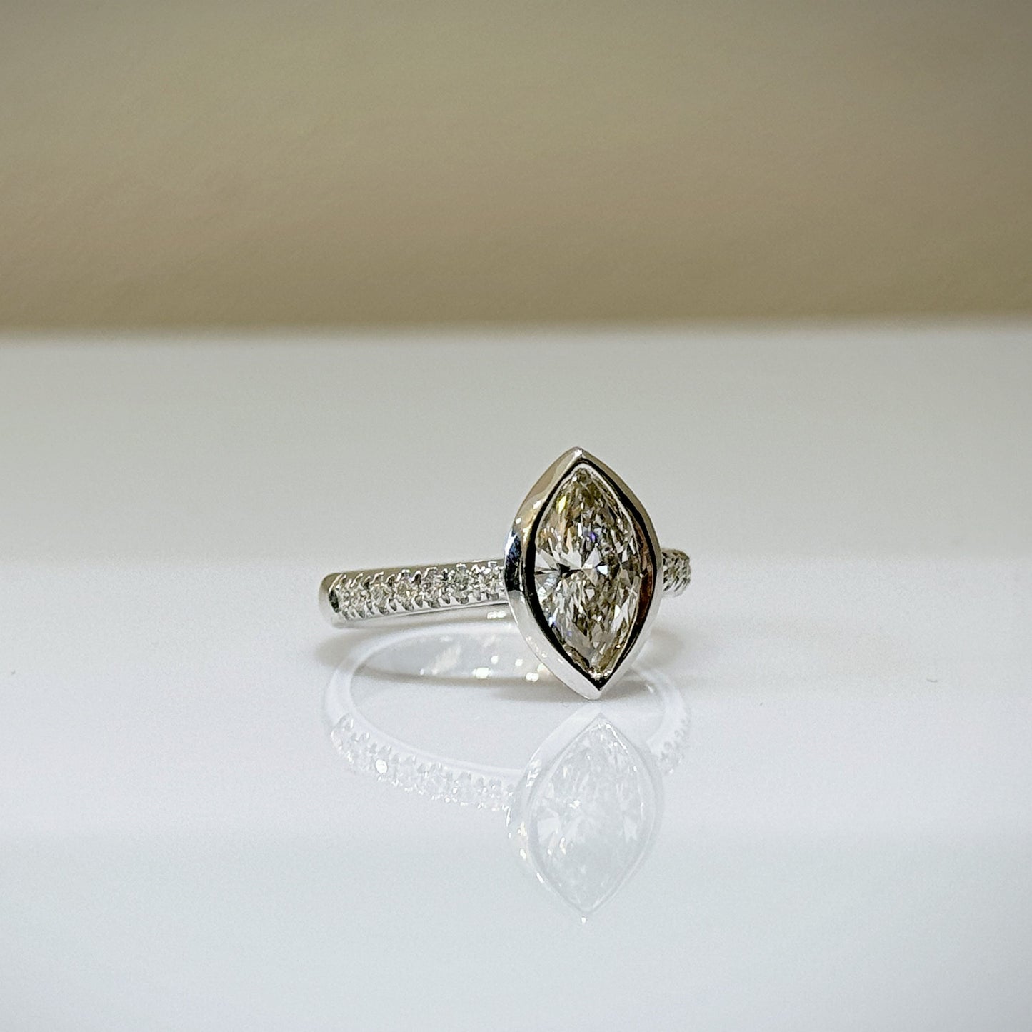 Marquise (LG) Diamond Ring