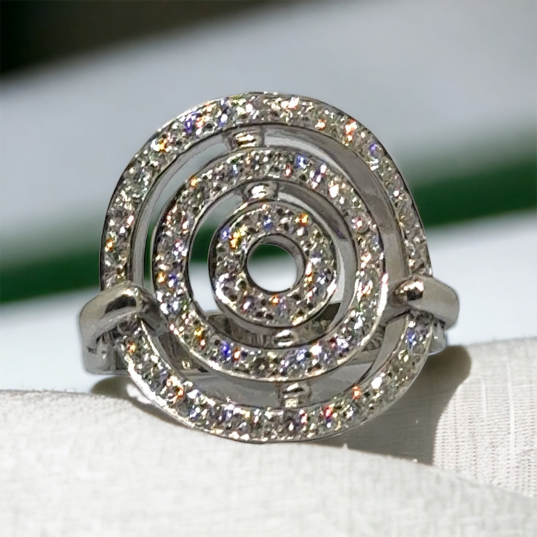 Circle Diamond Ring