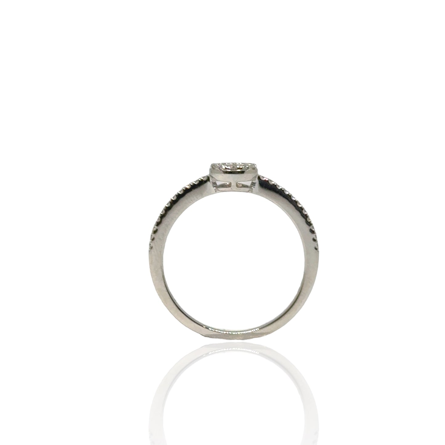 Baguette & Round Diamond Ring