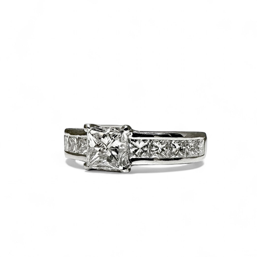 0.75 CT PRINCESS CUT RING